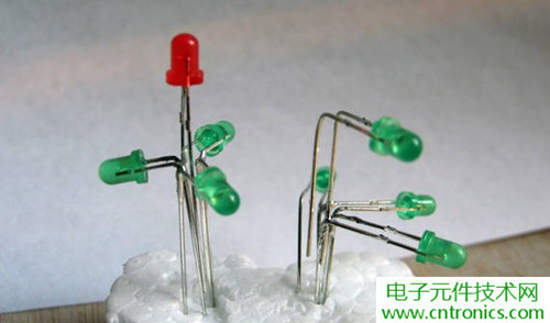 工科男的圣诞礼物：简易LED圣诞树DIY